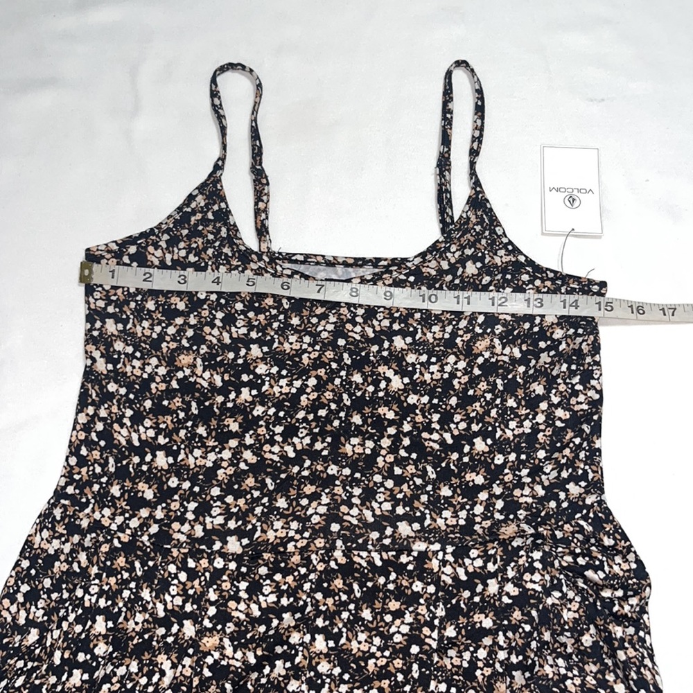 Volcom Heavy Petal Jumpsuit Sz L - Picture 6 of 15